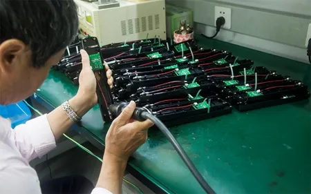 Handheld Fiber Optic Test Equipment Production Workshop